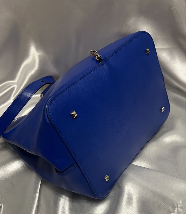 Жіноча сумка бренду patrizia pepe