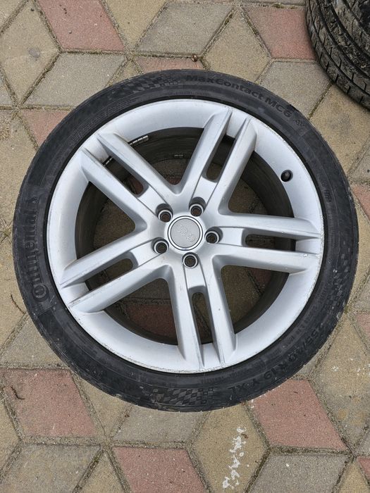 Колеса оригінальні Audi R19 з літньою резиною continental 245/40