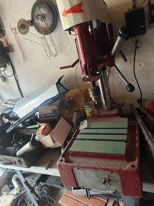 Сверлильный станок