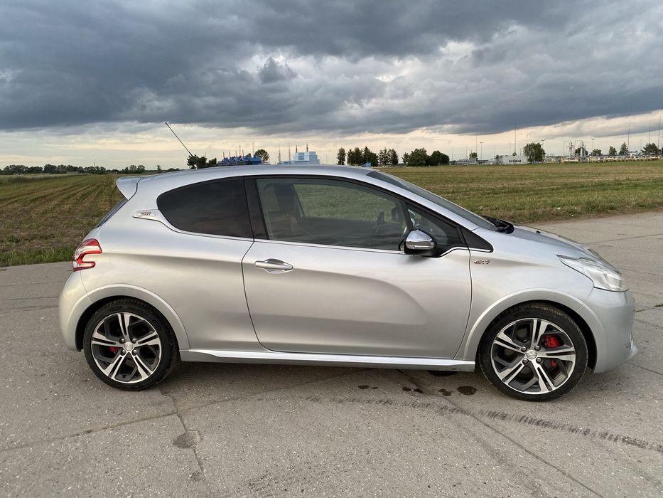 Peugeot 208 Gti 2013 photo 5