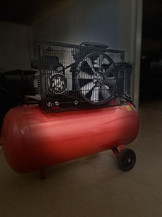 Compressor de correia 100 Lt