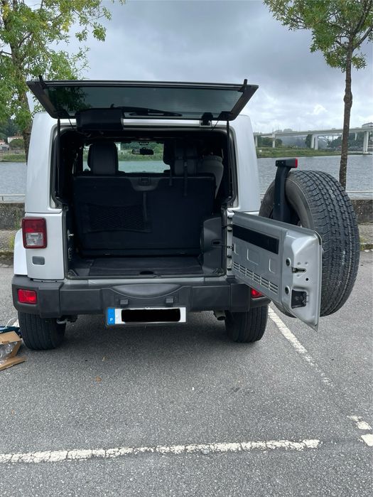 Jeep wrangler Sahara 70th anniversary