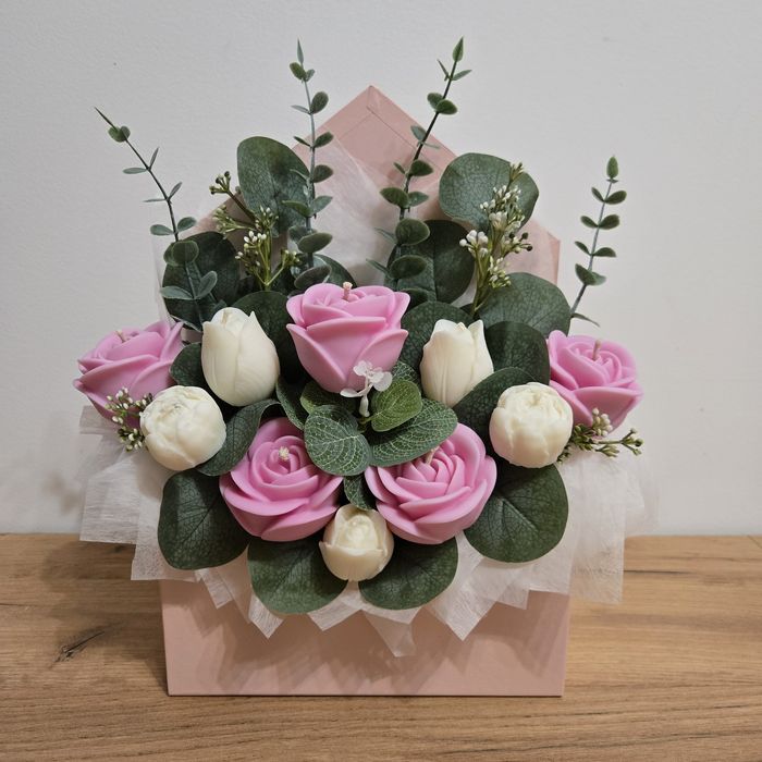 Flower box ze świec sojowych zapach magnolia