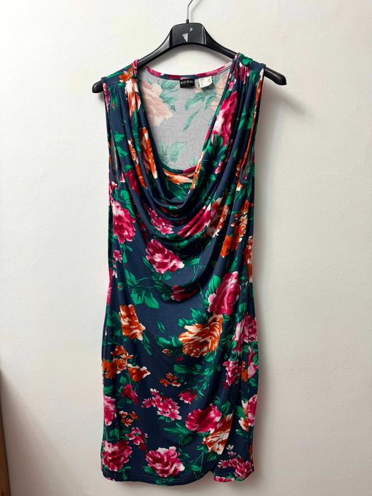Letnia sukienka w kwiatki kwiaty na lato wiskozowa floral viscose dress Bodyflirt S M 36 38