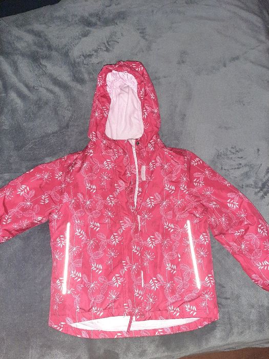 Вітровка для дівчинки