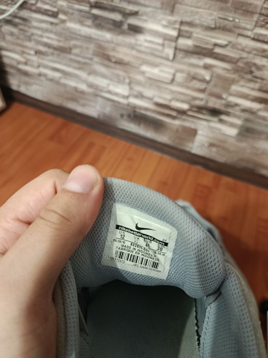 Кросівки Nike air max tavas