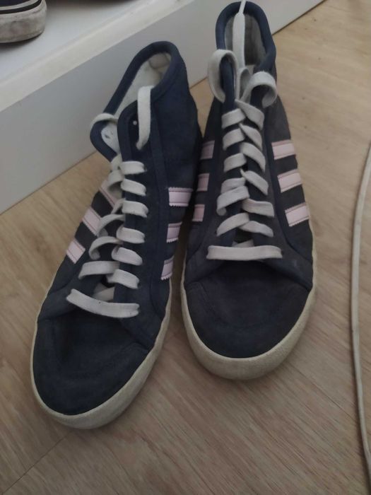 Adidas modelo vintage