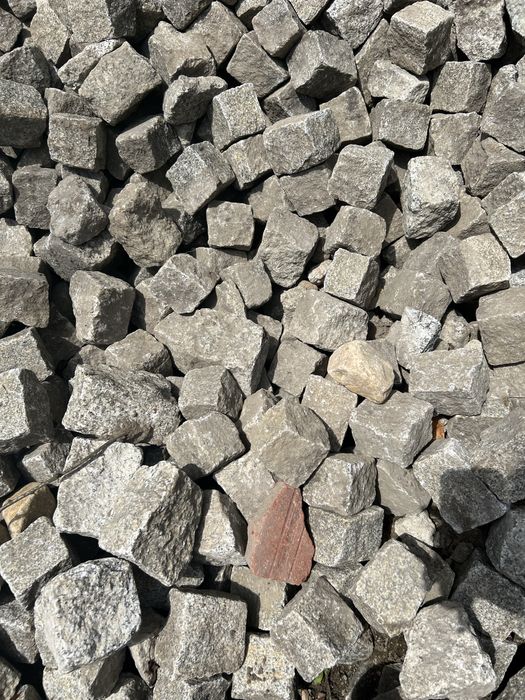 Granit brukowy obrzeza i krawezniki