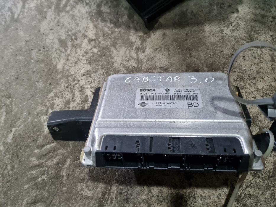 Sterownik silnika 3.0 Nissan Cabstar