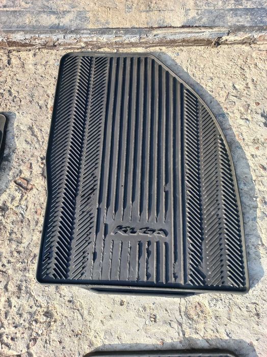 Коврики на FORD KUGA1  (Оригінал)