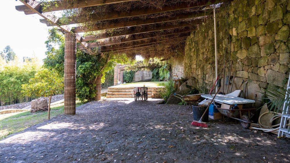 T5 Moradia independente de Alto padrão, privado e murado de 10.000m²