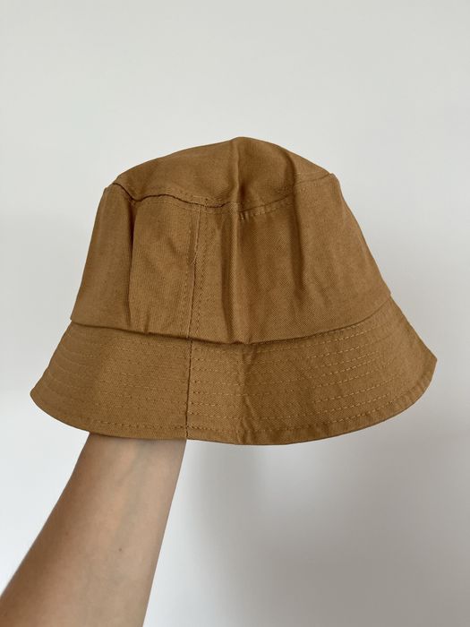 Karmelowy kapelusz nowy