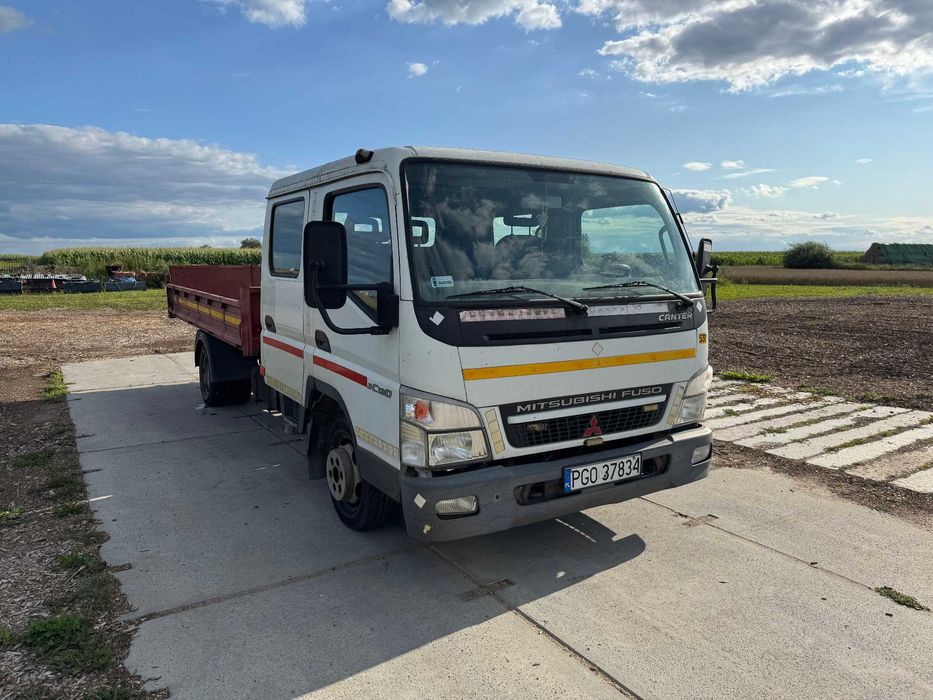 Mitsubishi CANTER fuso 3c13 WYWROTKA brygadowy 6 osób hak