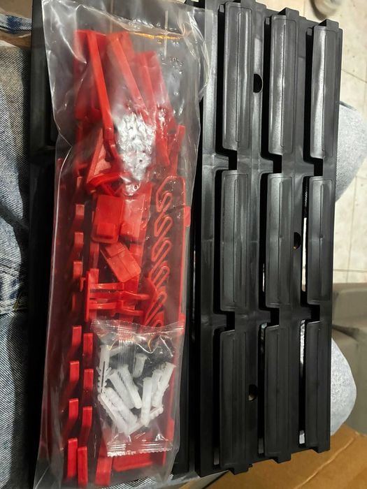 Suporte Ferramentas DURHAND Cinza e Vermelho PP