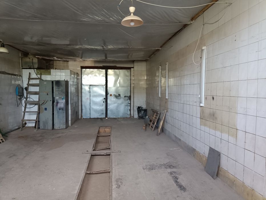 Виробничо-складське приміщення