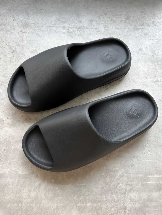 Yeezy_Slide_Onyx R.43