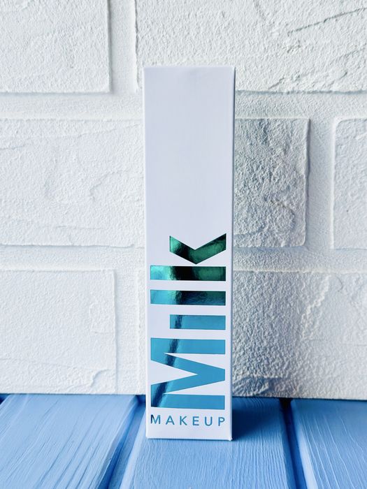 Milk makeup hydro grip setting spray  для фіксаціі макіяжу100ml