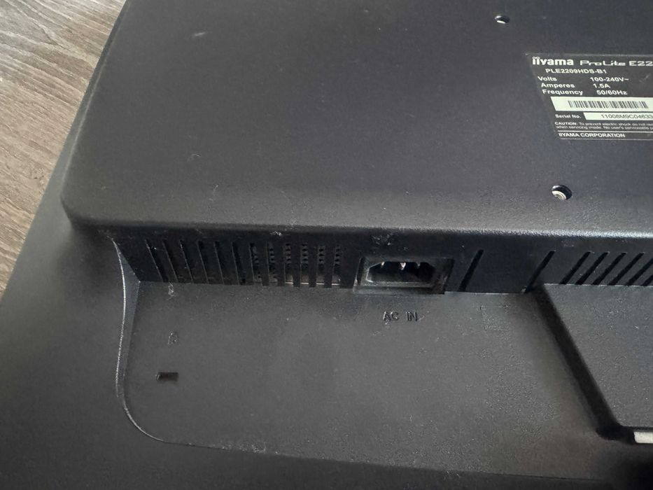 monitor IIyama  22 cale