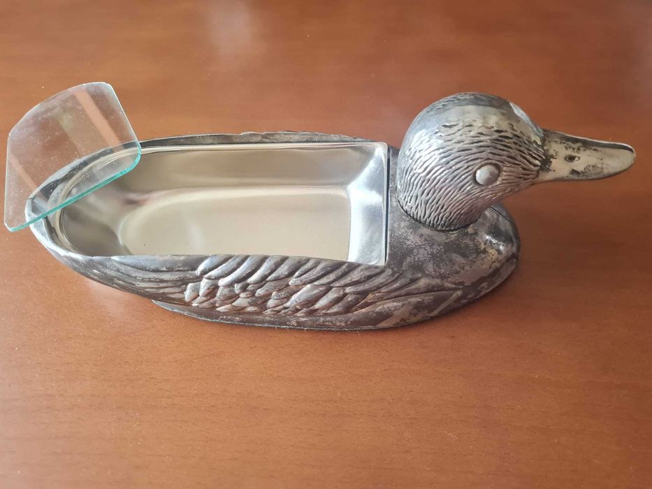 Pato Cinzeiro de Estanho com Tampa de Vidro Vintage