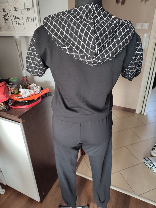 Dres letni cyrkonie
