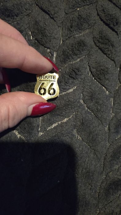 Przypinka Route 66.