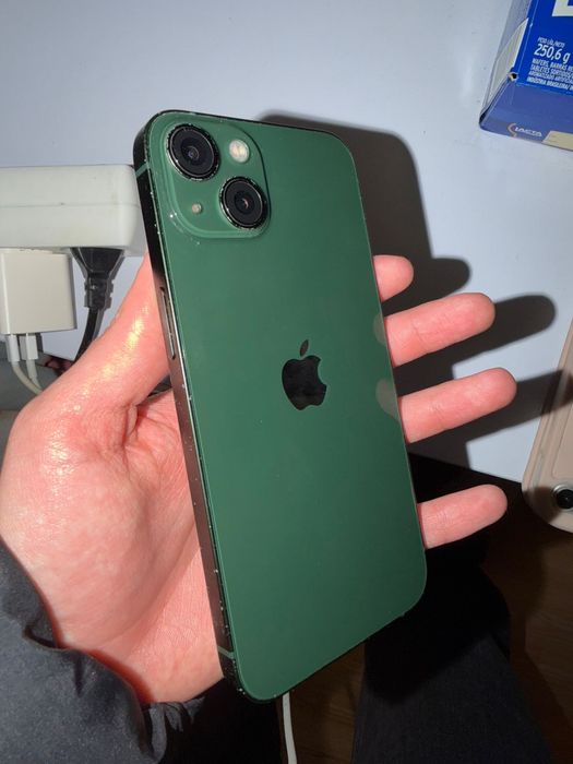 iphone 13 verde