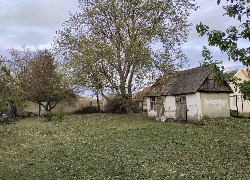 Земельна ділянка Інститут Зв'язку 16 соток під забудову! Є комунікації, документи готові! Від власника!