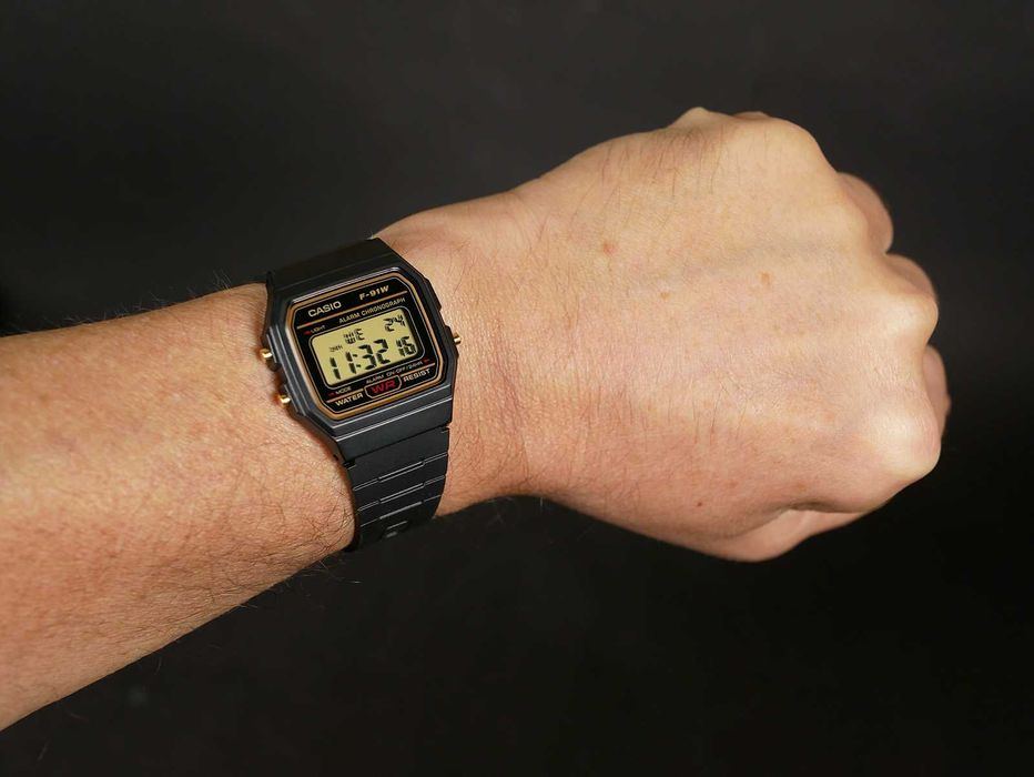 Casio F-91WG-9Q Gold. 100% original