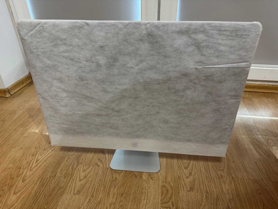 iMac 27” 5K 2020 i7 / 64GB / 2TB SSD / Radeon 5700 XT 16GB / 10GbE