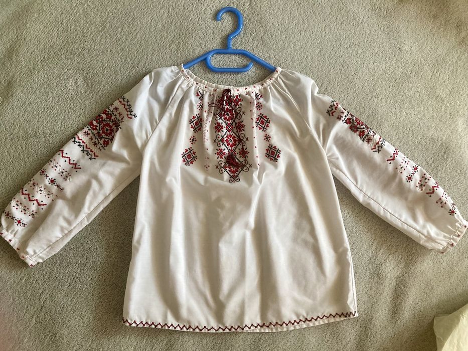 Вишиванка для дівчинки