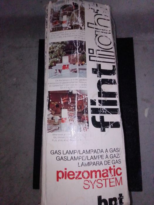 Lanterna a gás de campismo