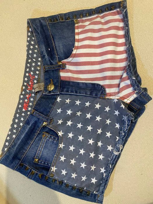 джинсові міні шорти з прапором США та шипами y2k