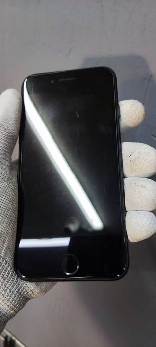 Смартфон Apple iPhone SE 2 (2020) 128gb