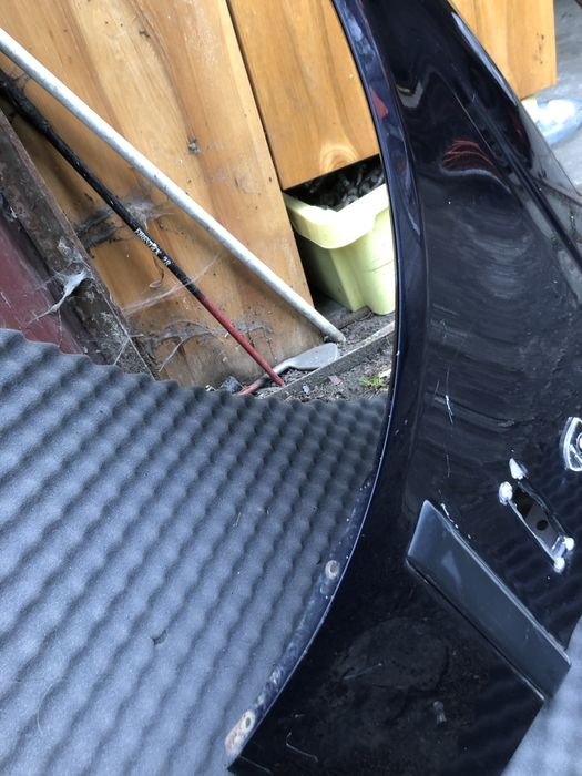 Blotnik przod lewy bmw e39 orientblau 317