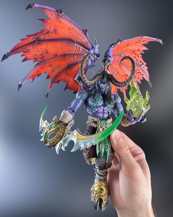 illidan world of warcraft figure