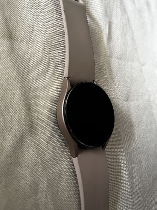 Galaxy Watch 4 - Pink Gold