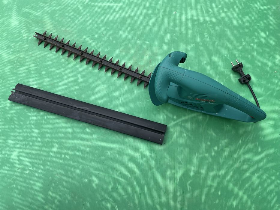 Corta-sebes elétrico Bosch