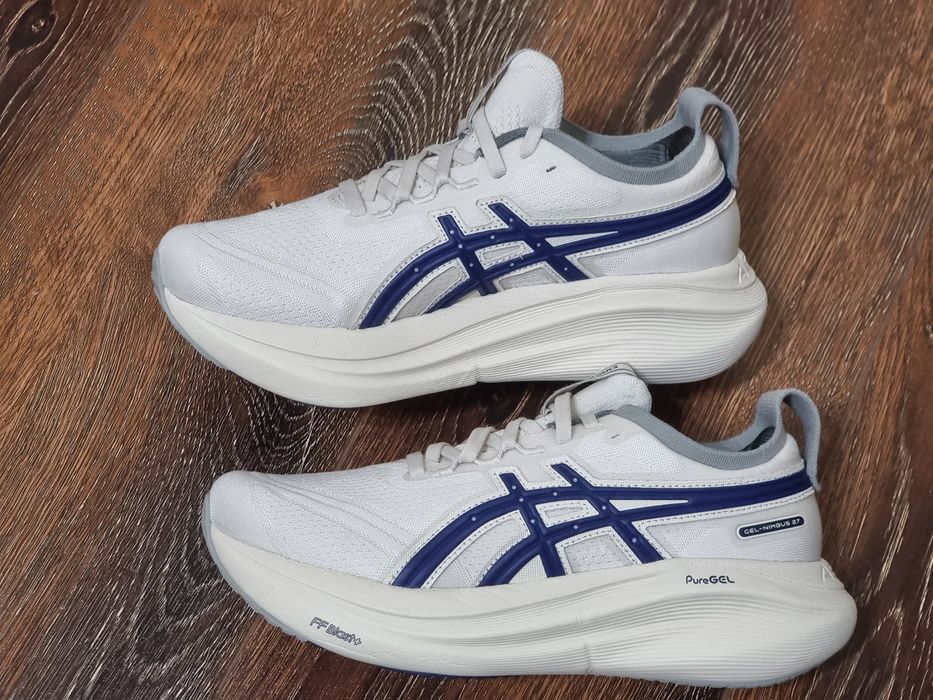 Оригінал 100% жіночі кросівки asics nimbus 27   eur 37.5