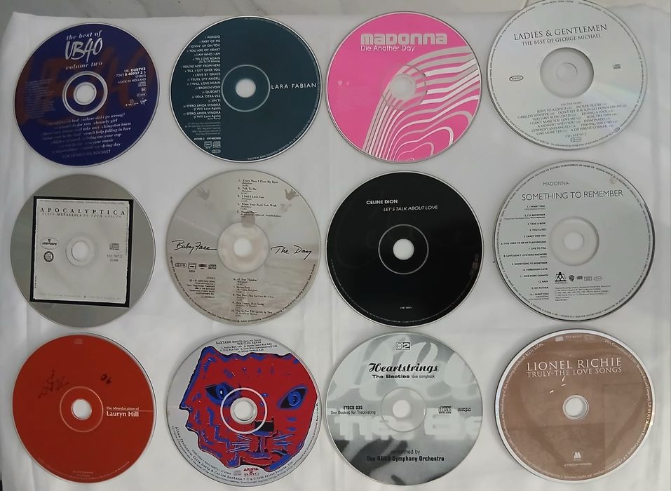 Lote  CDS vários sem capa