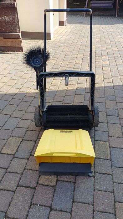 Zamiatarka Karcher S750