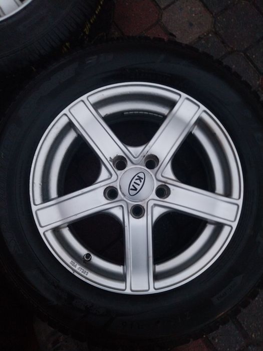 Całe Koła Zimowe Kia  Hyundai 16" 5x114.3  6.5J ET38 TPMS