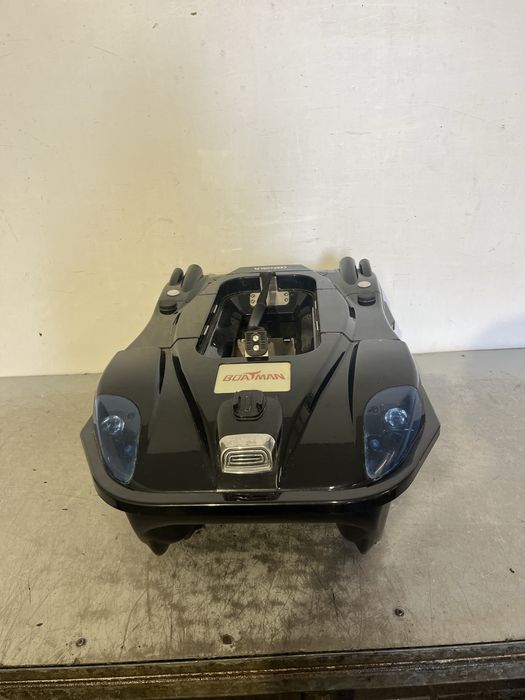 Lodka zanetowa botman leader gps akumulatory 4x  PO SERWISIE