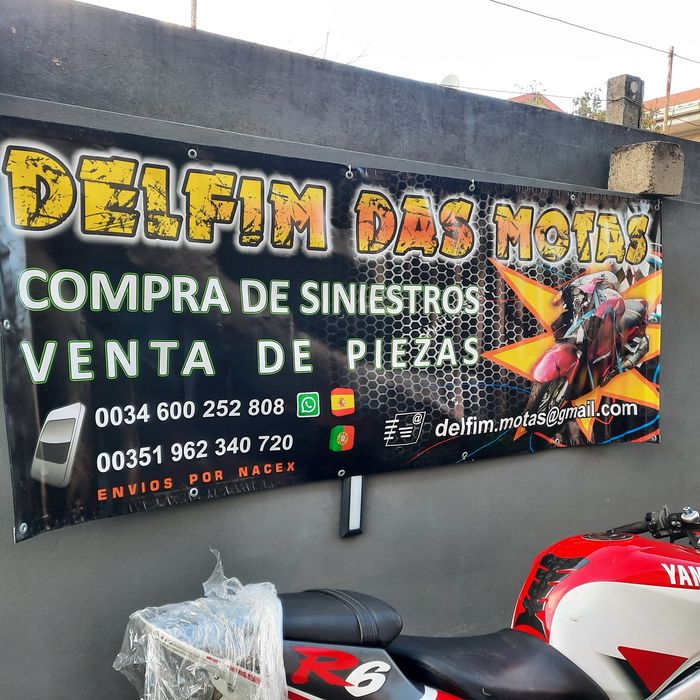 Reparaçao de Yamaha R6 modelos carboraçao