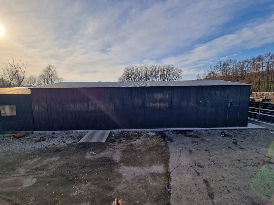 Hala magazyn wiata 20x8 brama garażowa dwuskrzydłowa