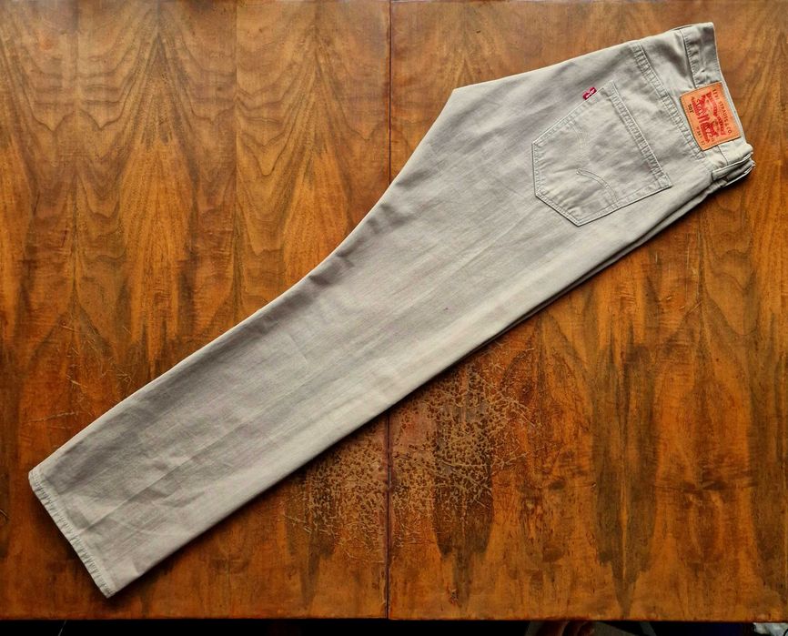 Джинсы (Levis 501) разм. W34-L32. Made in Pakistan.