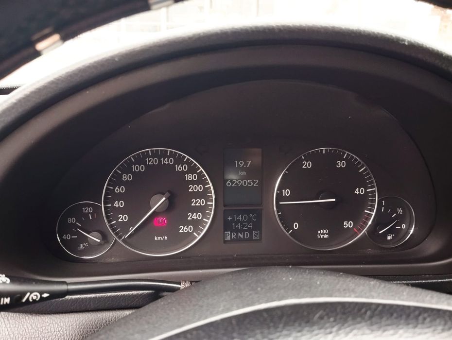 Praça + Táxi inspecionado