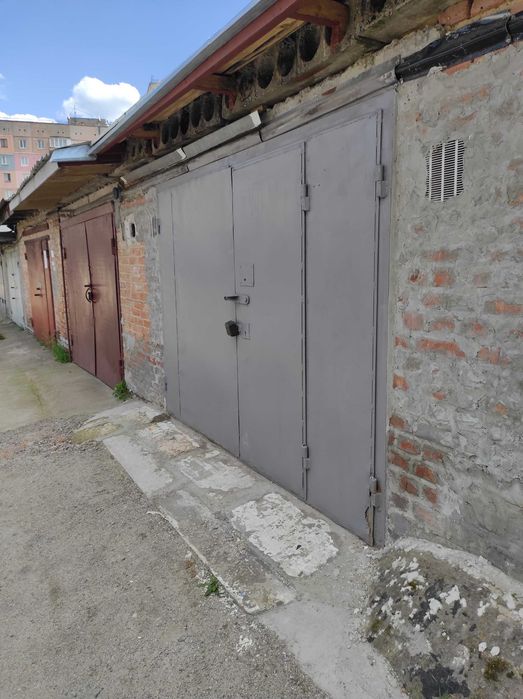 ГАРАЖ продається.
