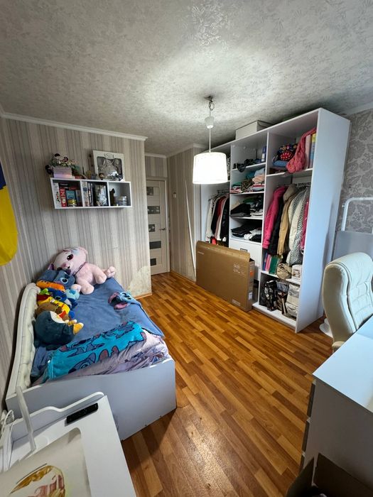 Продам  2 кімн.квартиру пр.Аерокосмічний,52