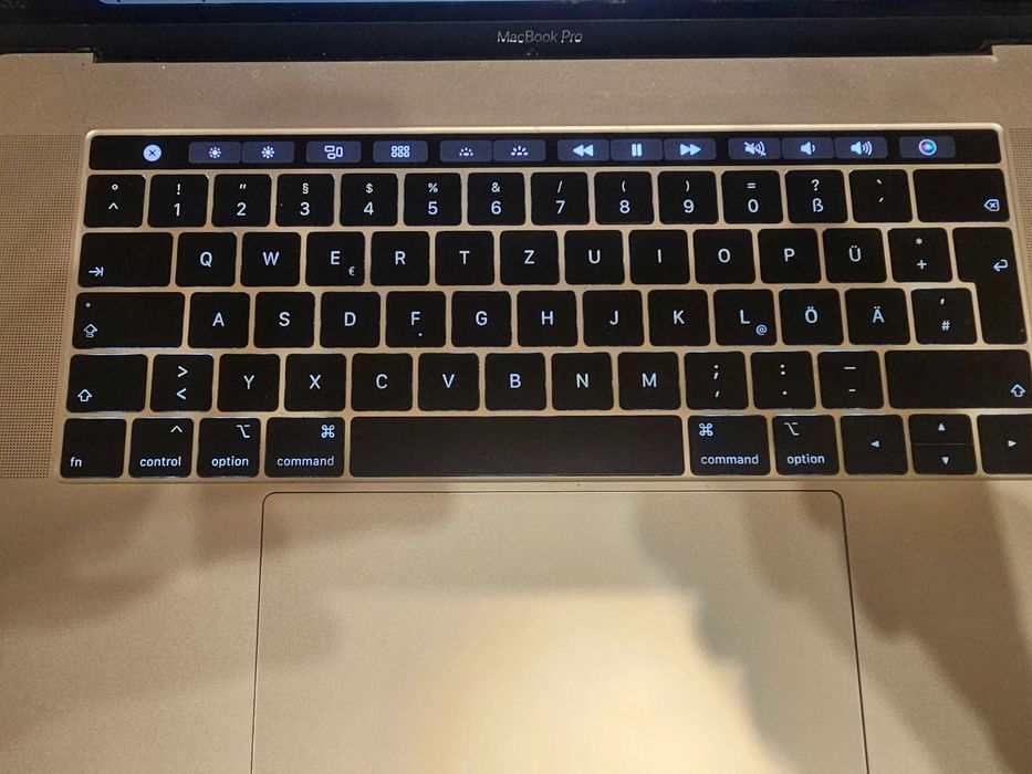 Macbook Pro 15 A1990 Retina 15 cali
