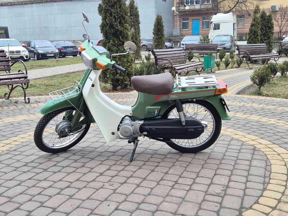 Suzuki Birdie super Deluxe мопед, сутер 50куб. без пробігу